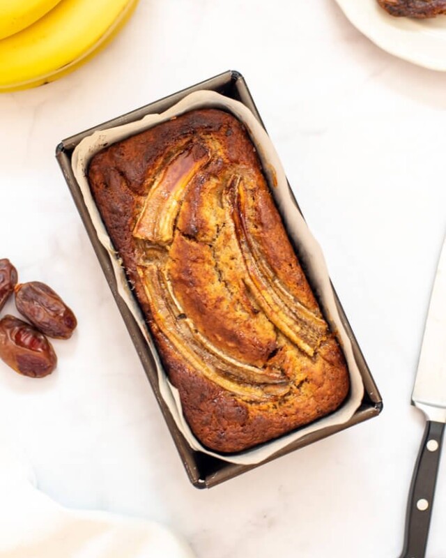 Maple Date Banana Bread – preparation step 5