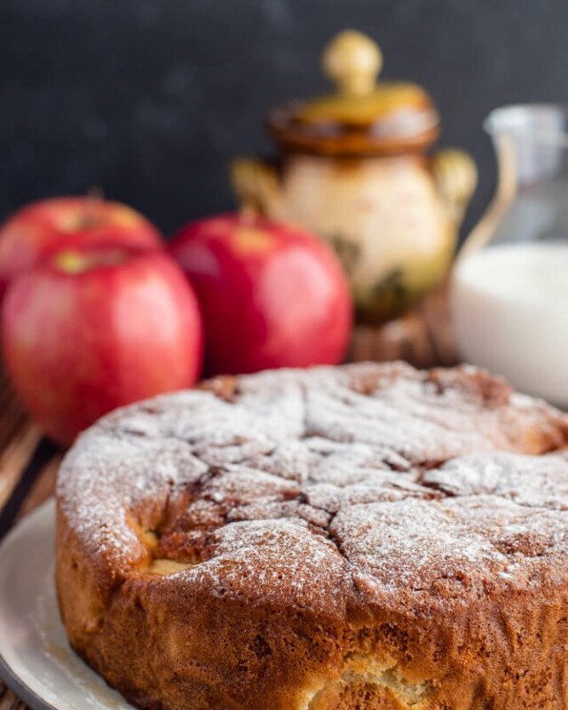 Apple Buttermilk Cake
