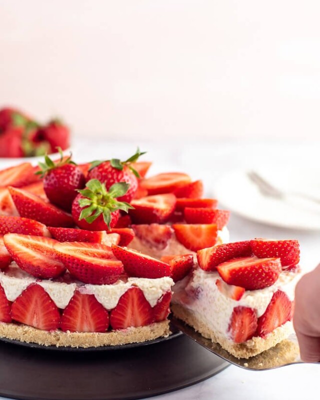 Strawberry Couscous Cheesecake – preparation step 10
