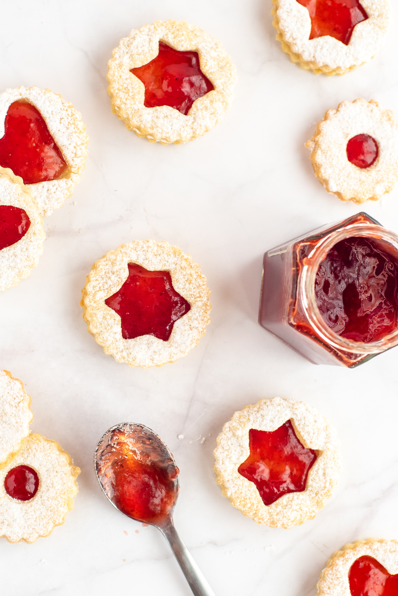Strawberry Linzer Biscuits – preparation step 9