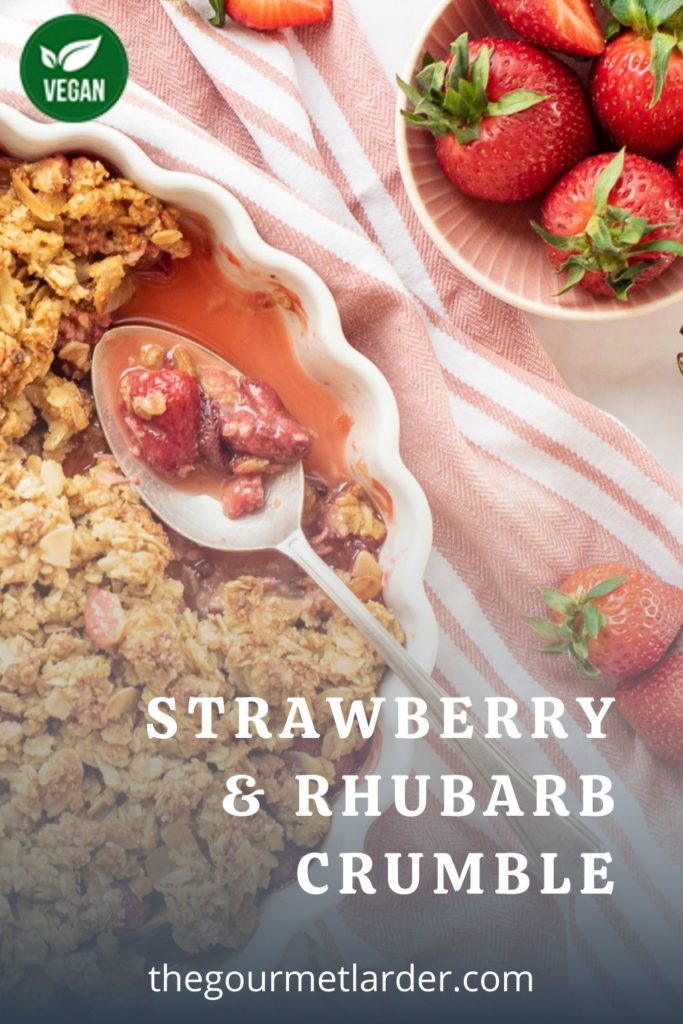 Strawberry & Rhubarb Crumble – preparation step 5
