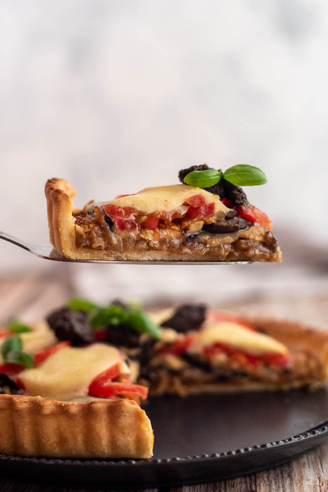Caramelised Onion & Goats Cheese Tart – preparation step 7